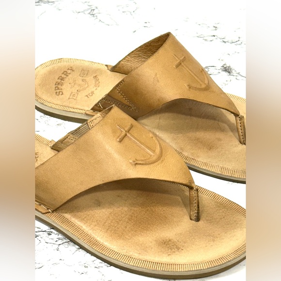 Sperry Leather Thong Sandals - Seaport in Medium Beige - Picture 2 of 8